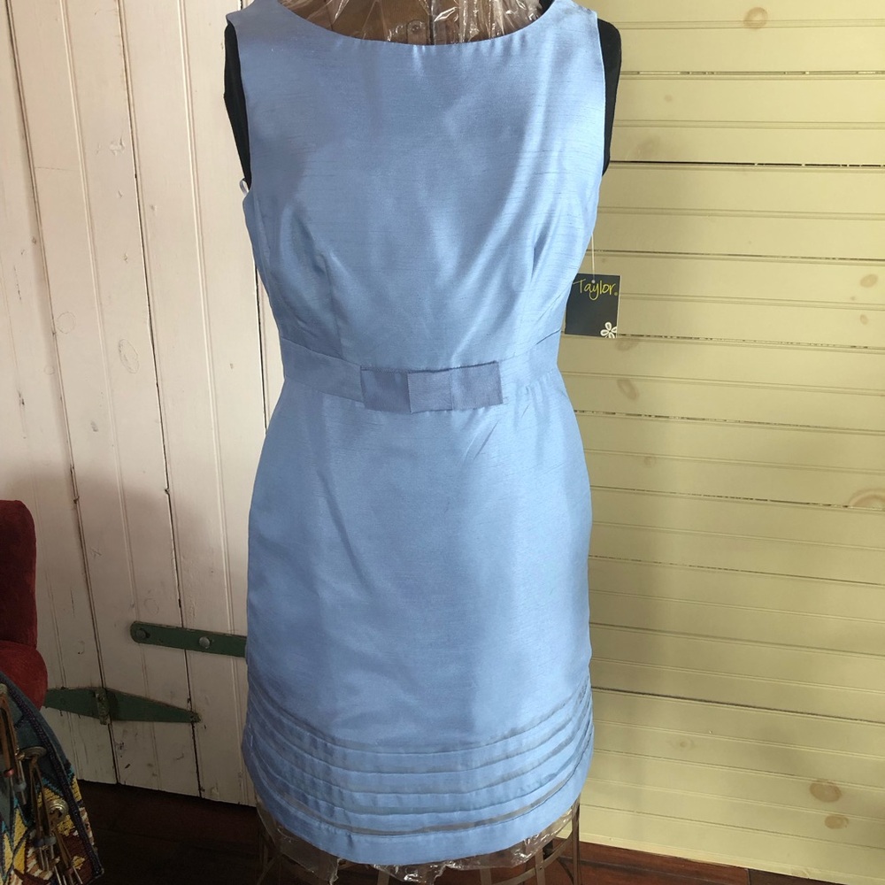 Taylor sky blue cocktail dress size 8